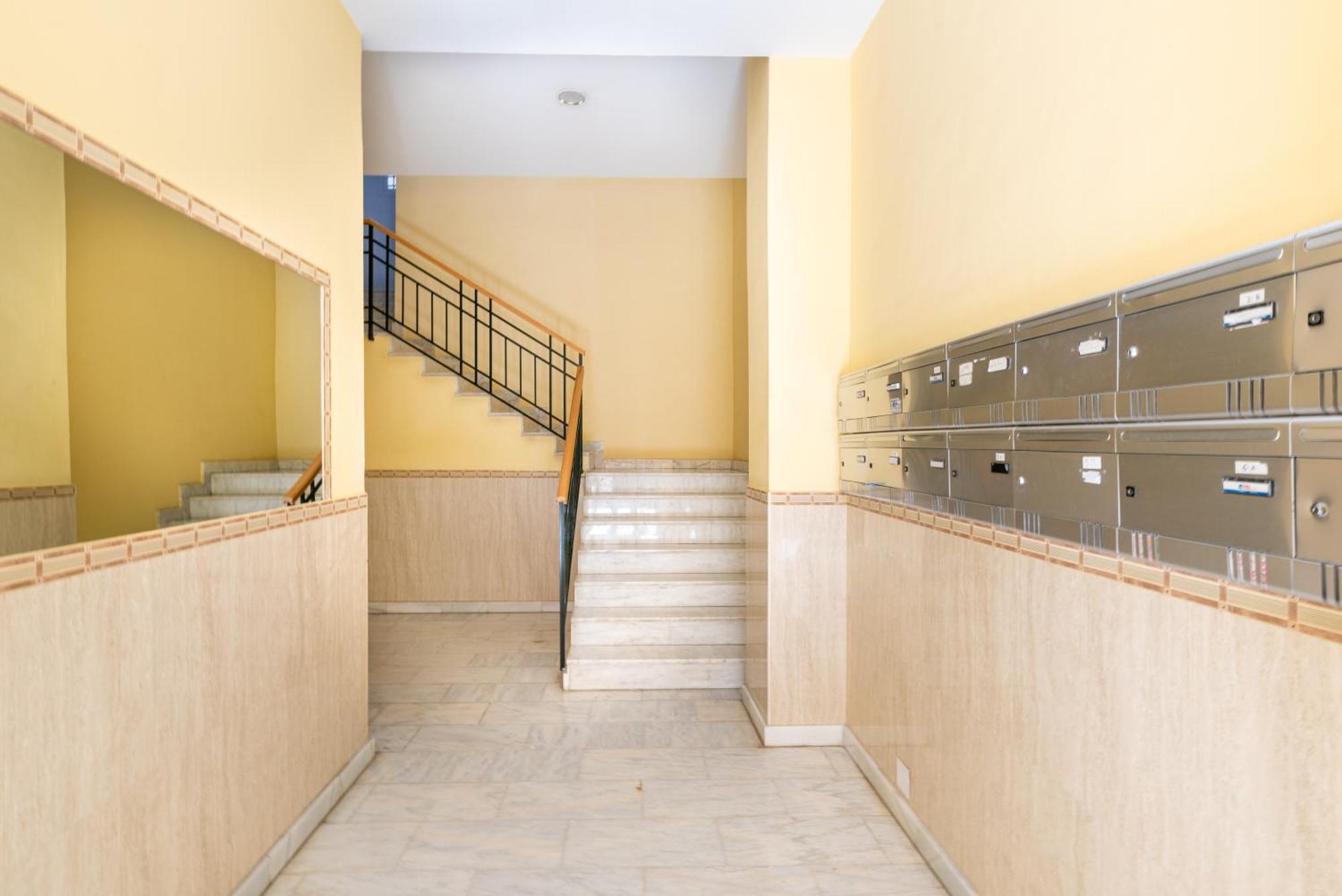 Wintowinrentals Quiet Apartment, Good Location, Free Parking Málaga Dış mekan fotoğraf