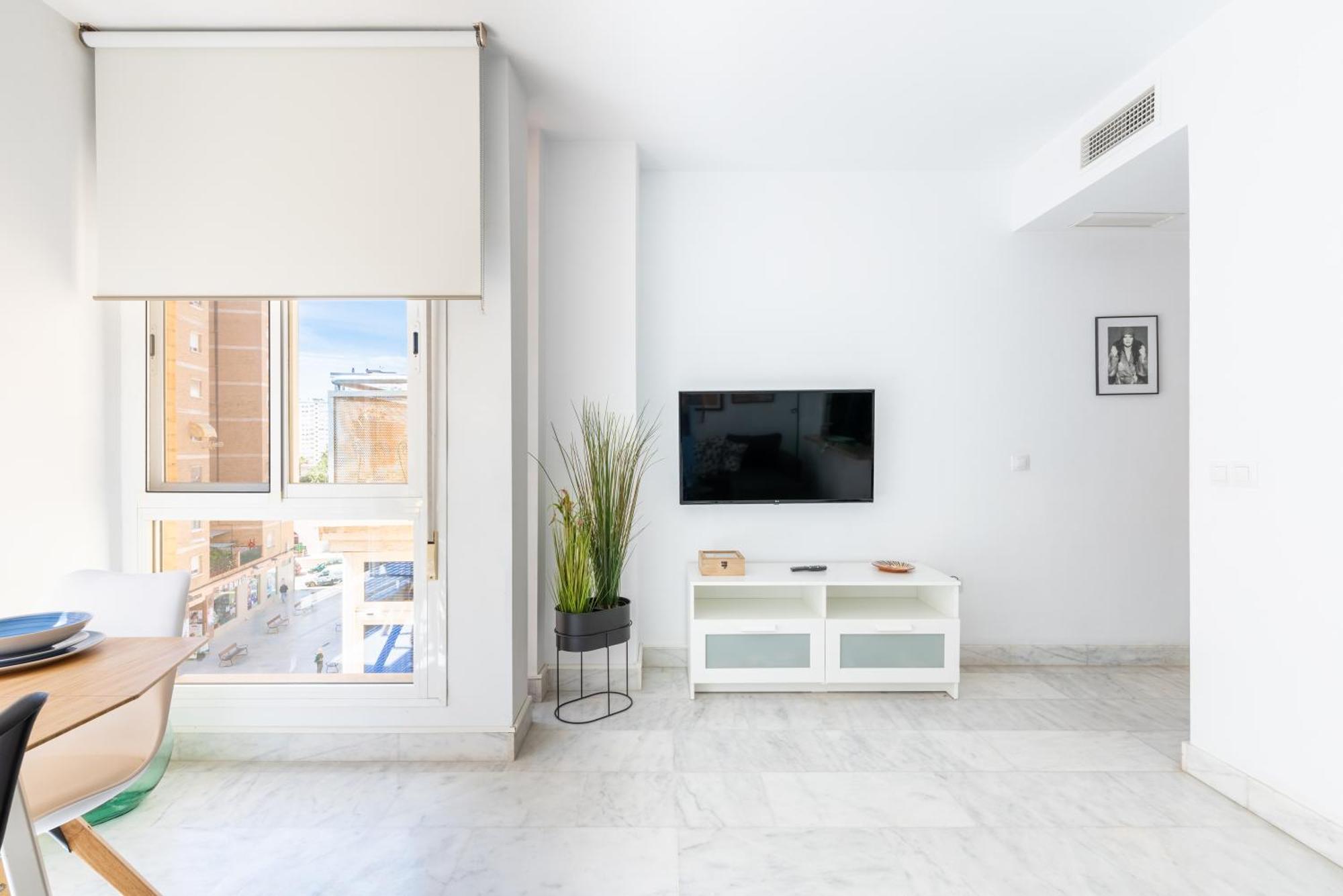 Wintowinrentals Quiet Apartment, Good Location, Free Parking Málaga Dış mekan fotoğraf