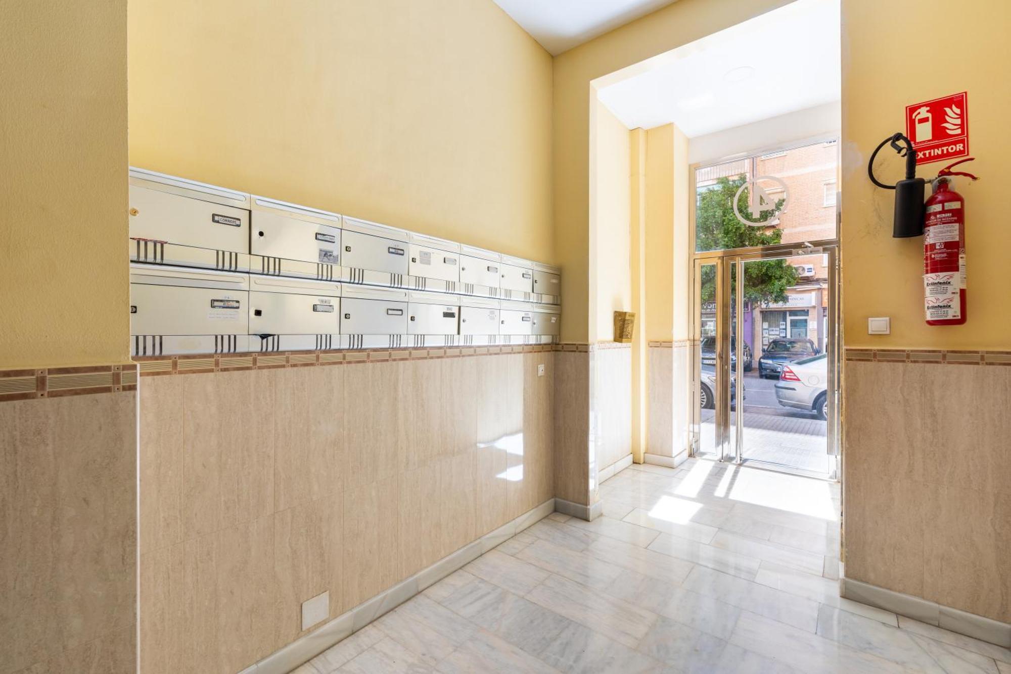 Wintowinrentals Quiet Apartment, Good Location, Free Parking Málaga Dış mekan fotoğraf
